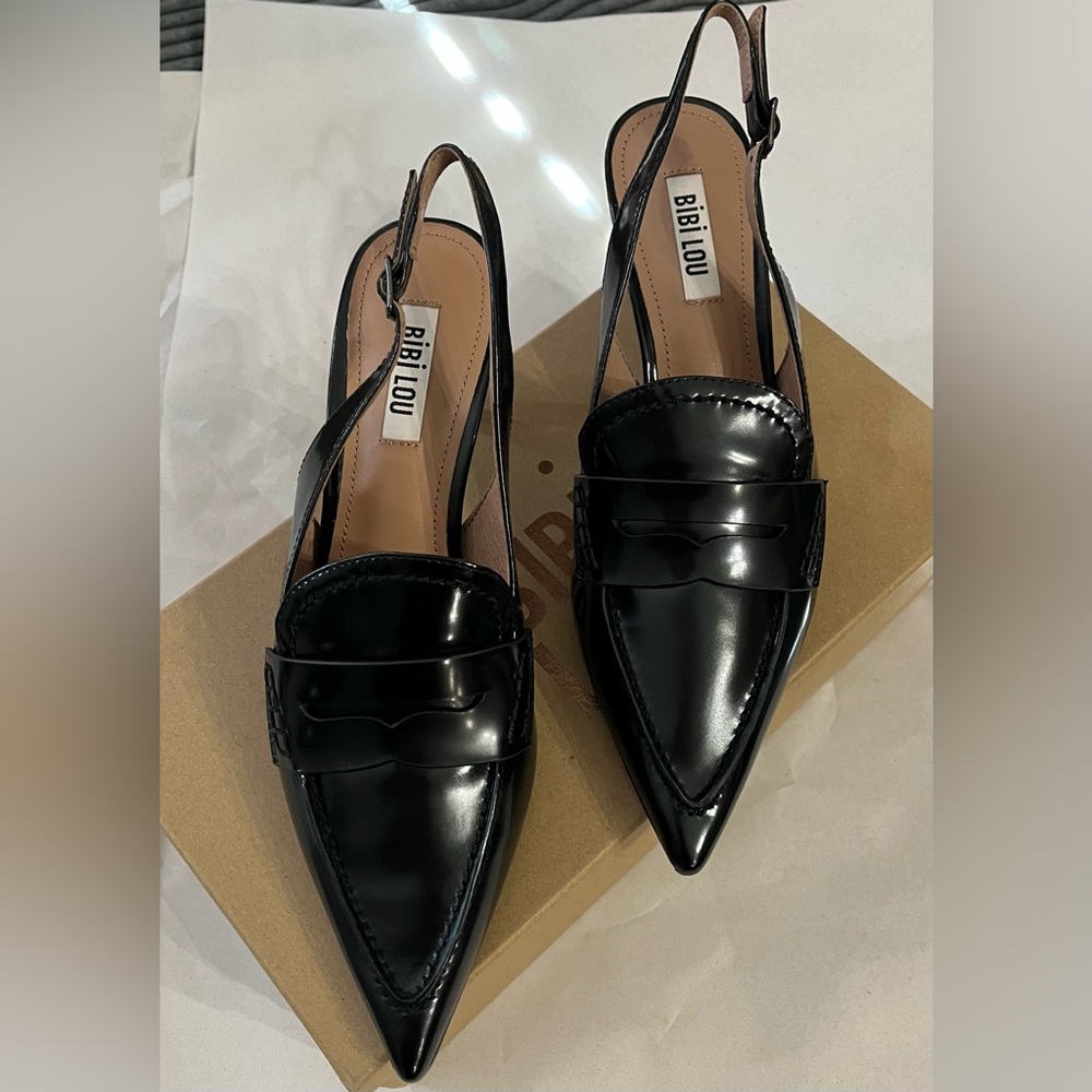 BIBI LOU ELAINE BLACK KITTEN HEELS NWB